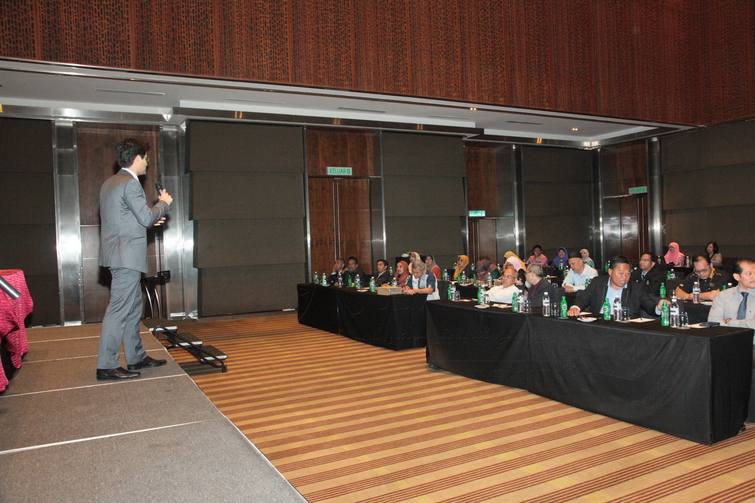 PRO16 14 fibercom IMG 0038